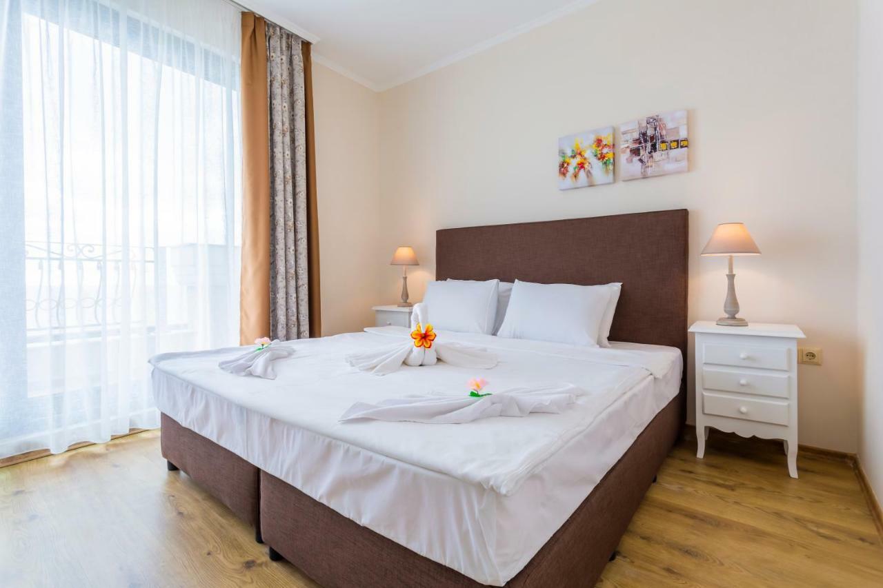 Gardenia Beach Palace Aparthotel Pomorie Exterior photo