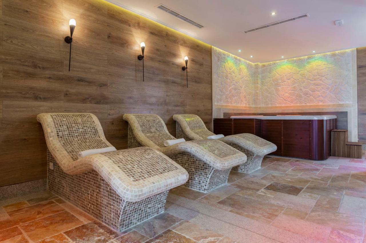 Gardenia Beach Palace Aparthotel Pomorie Exterior photo
