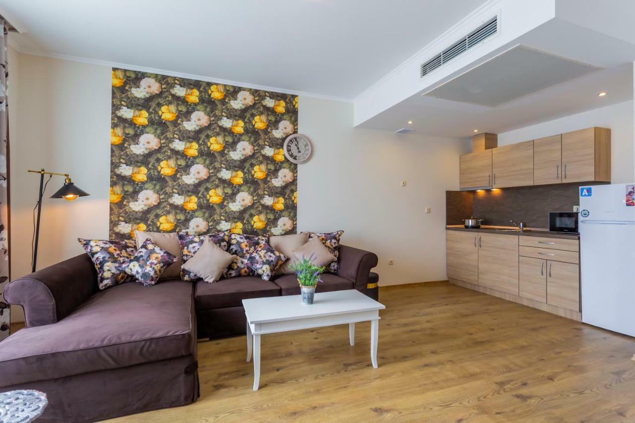 Gardenia Beach Palace Aparthotel Pomorie Exterior photo